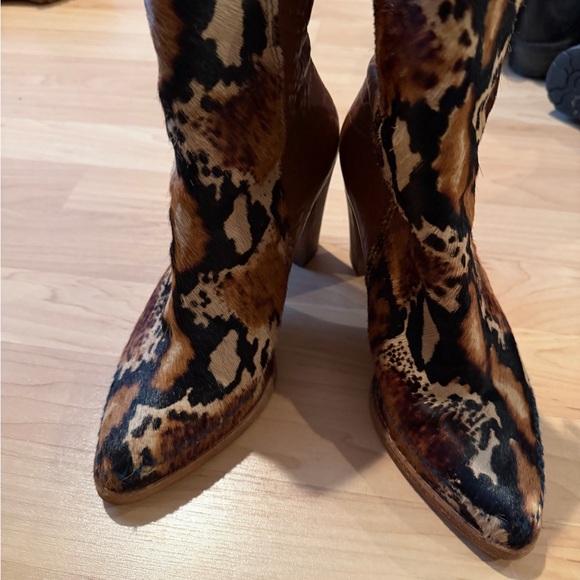 Free People Leopard-Print Pointed Toe Heeled Ankle Boots - Brown & Black - Picture 2 of 3